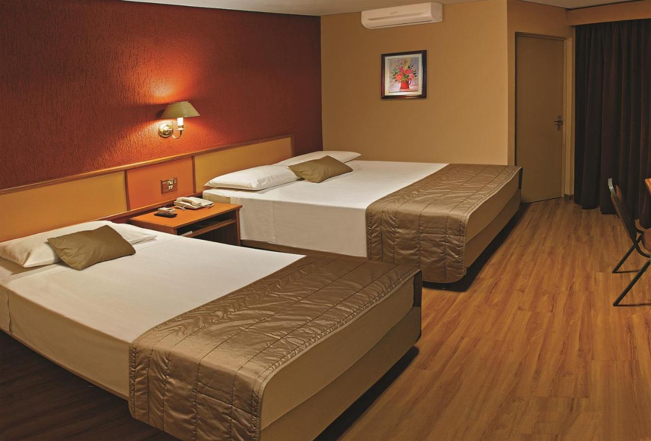 Lira Hotel Curitiba Esterno foto