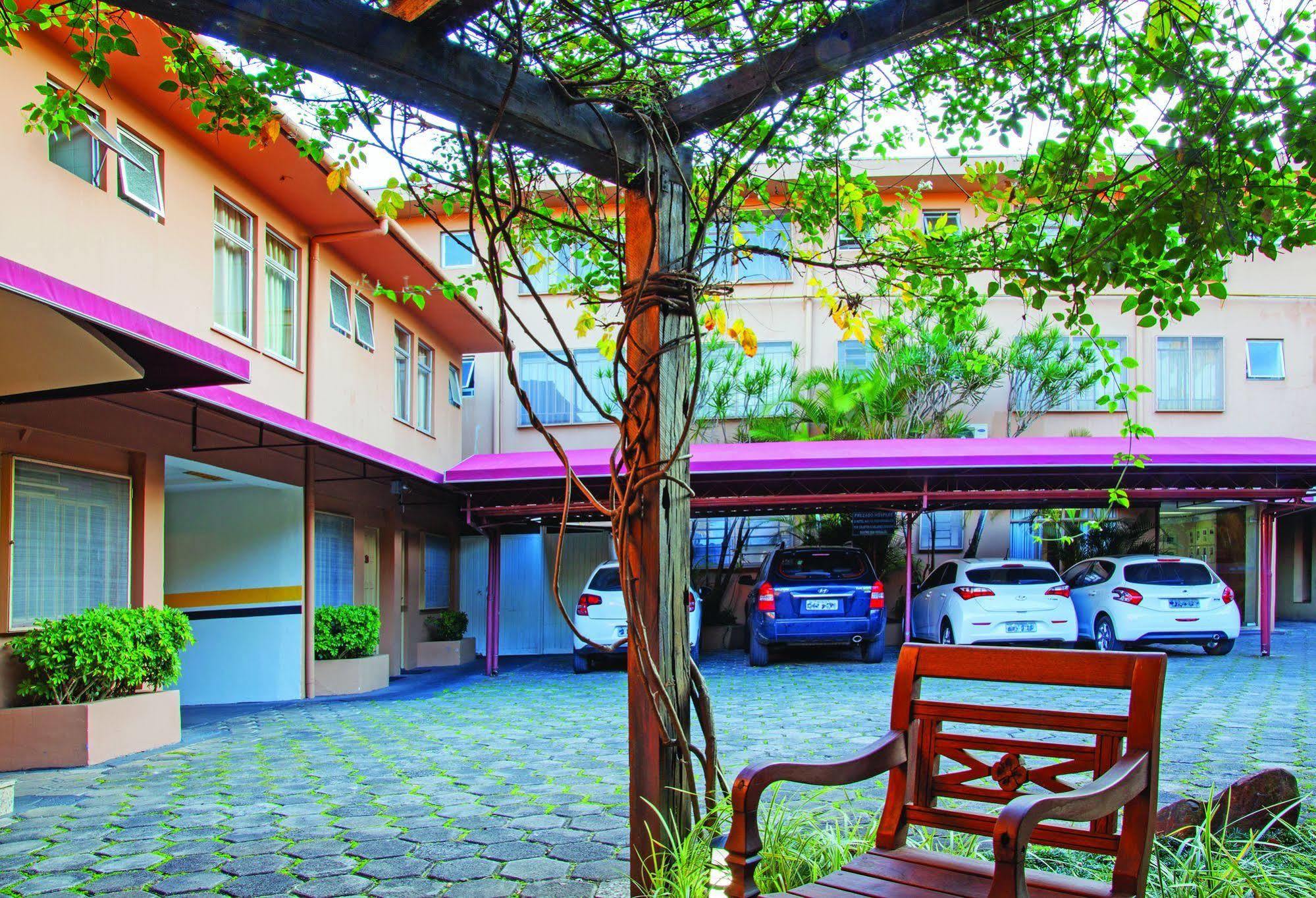 Lira Hotel Curitiba Esterno foto